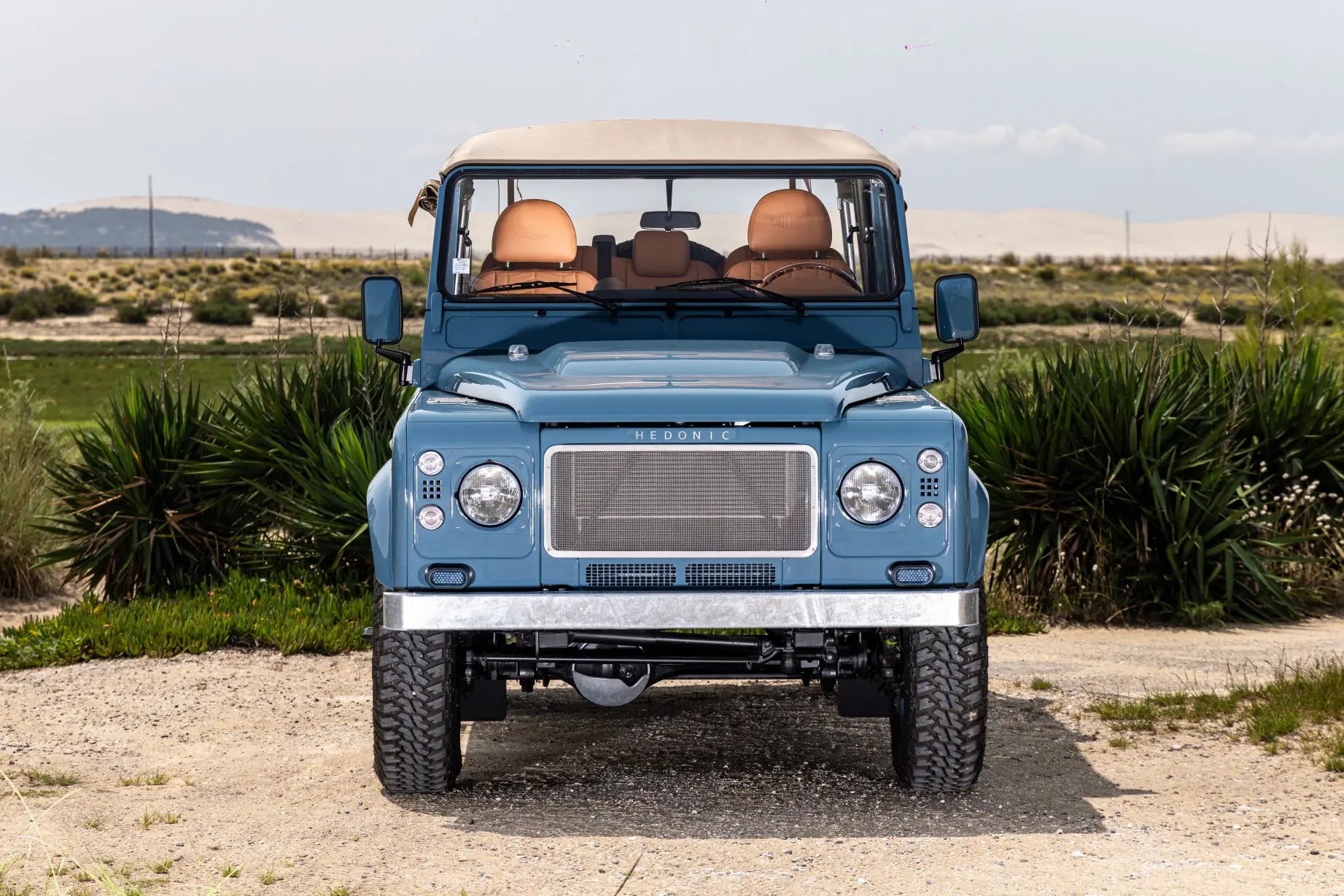 Land Rover Defender TD4 110 - Soft Top - Crystal Blue Hedonic