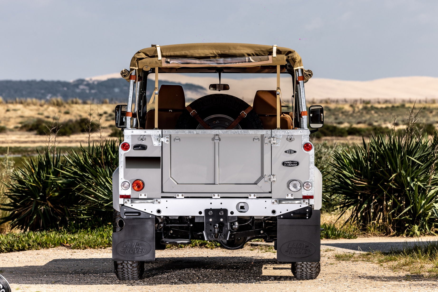 Land Rover Defender TD5 90 [HLR] Dove Grey