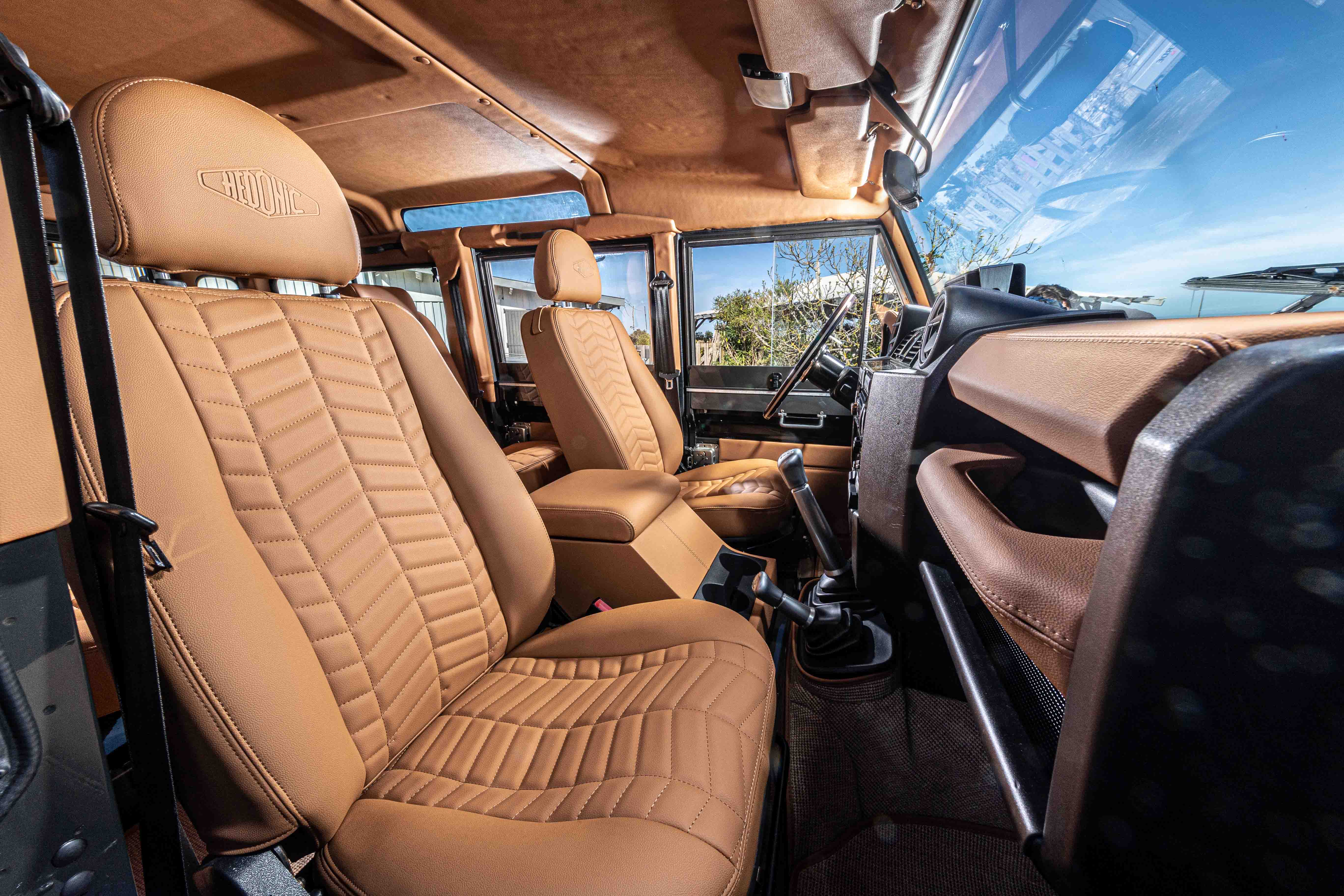Land Rover Defender 110 - Closed Cabin Midnight Grey - Custom By Hedonic Hedonic
