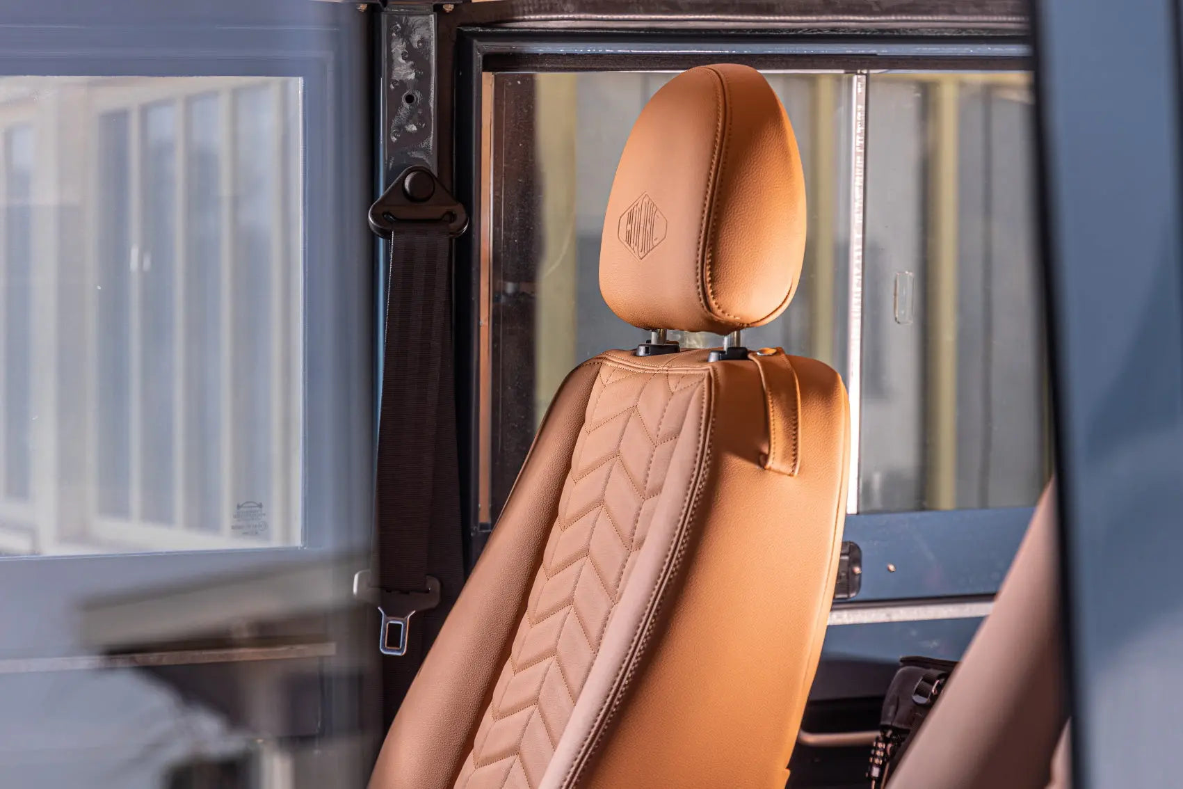 Land Rover Defender 110 - Soft Top - Crystal Blue Hedonic