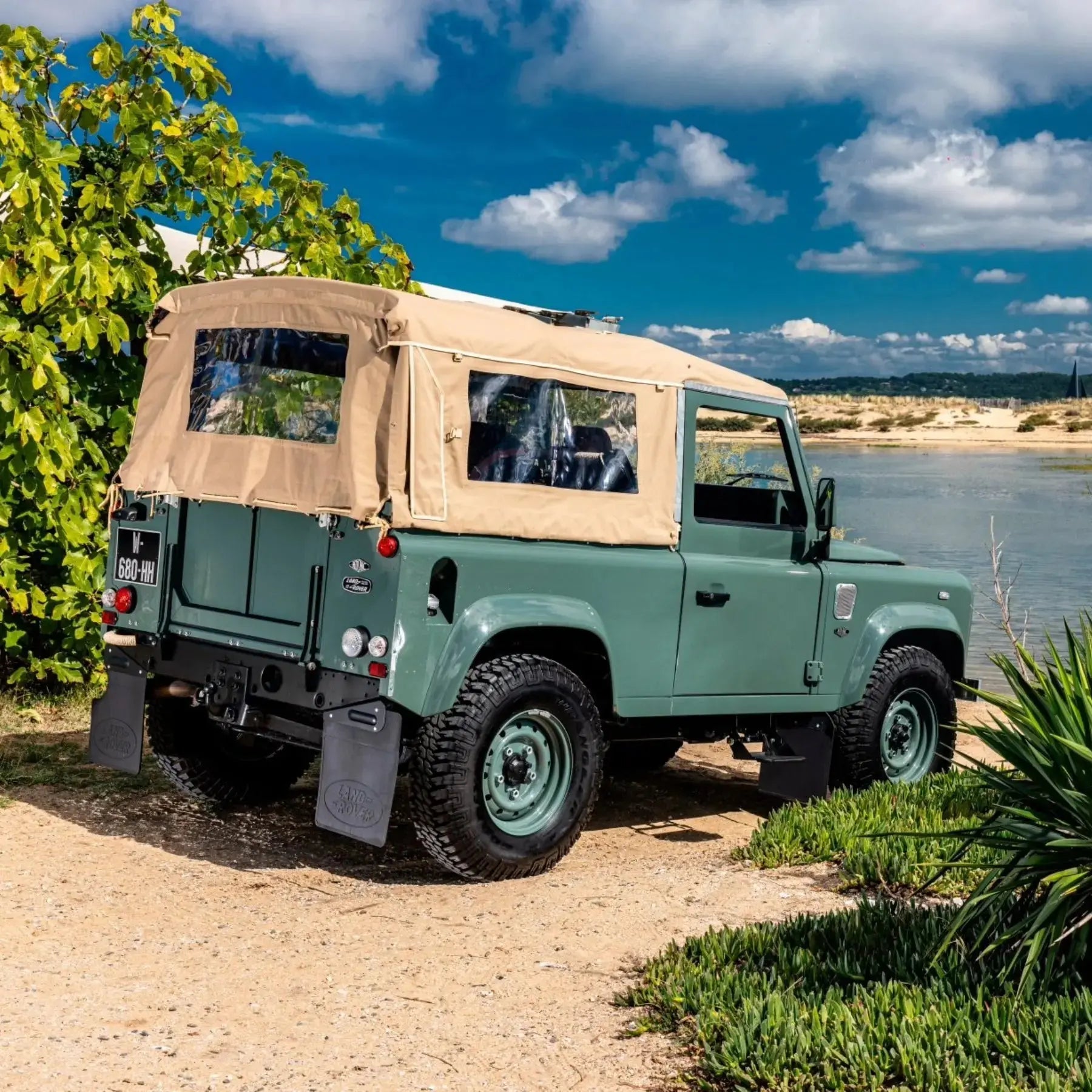 Land Rover Defender 90 [HLR] Keswick Green