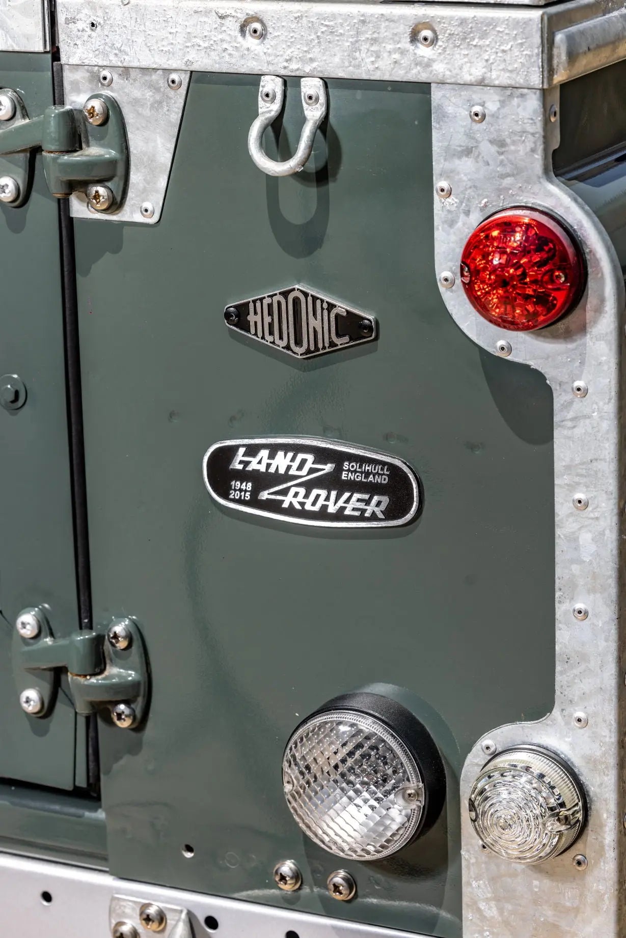 Land Rover Defender TD4 90 -  Keswick Green - Custom By Hedonic Hedonic