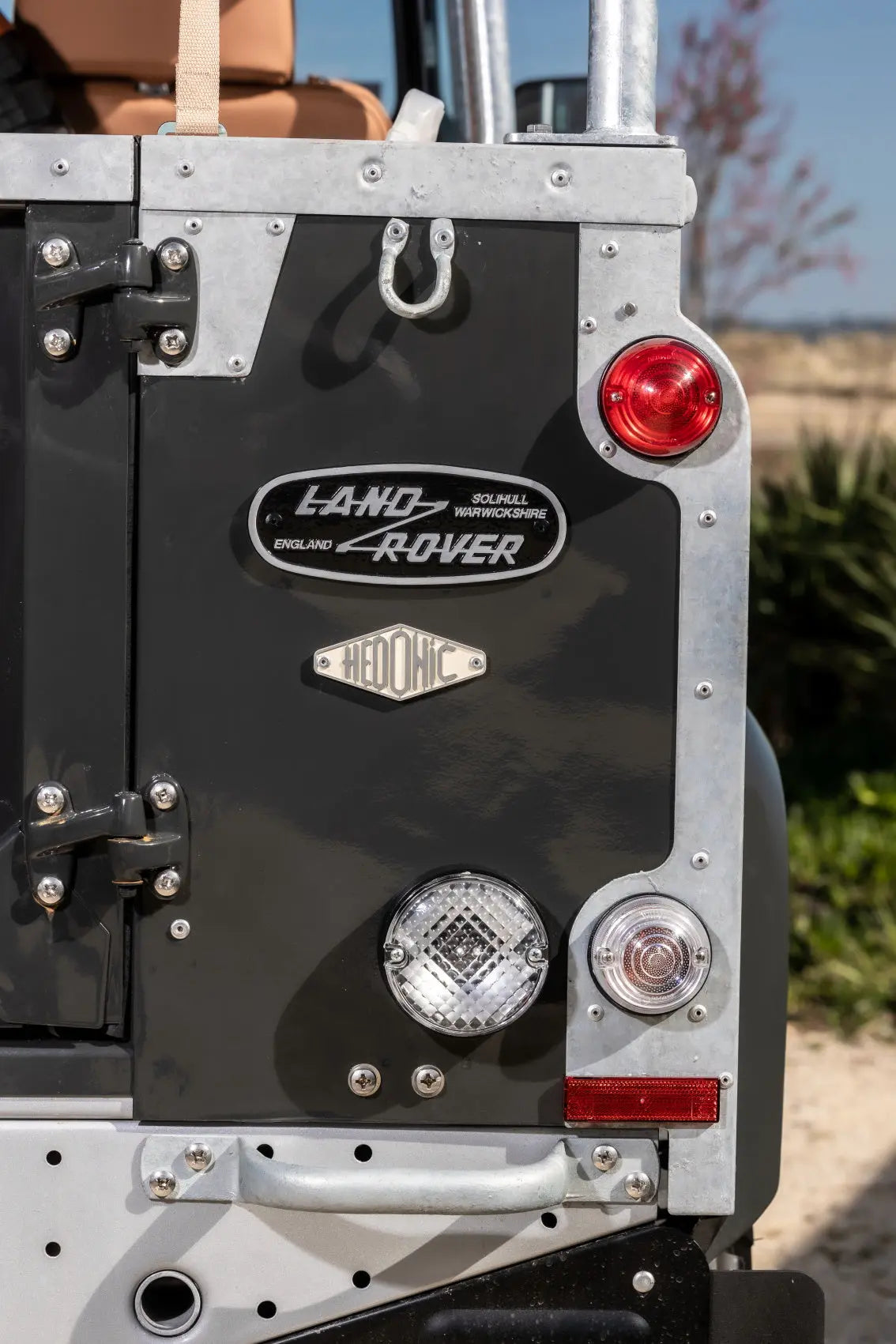 Land Rover Defender 90 TD5 - Midnight Grey Hedonic