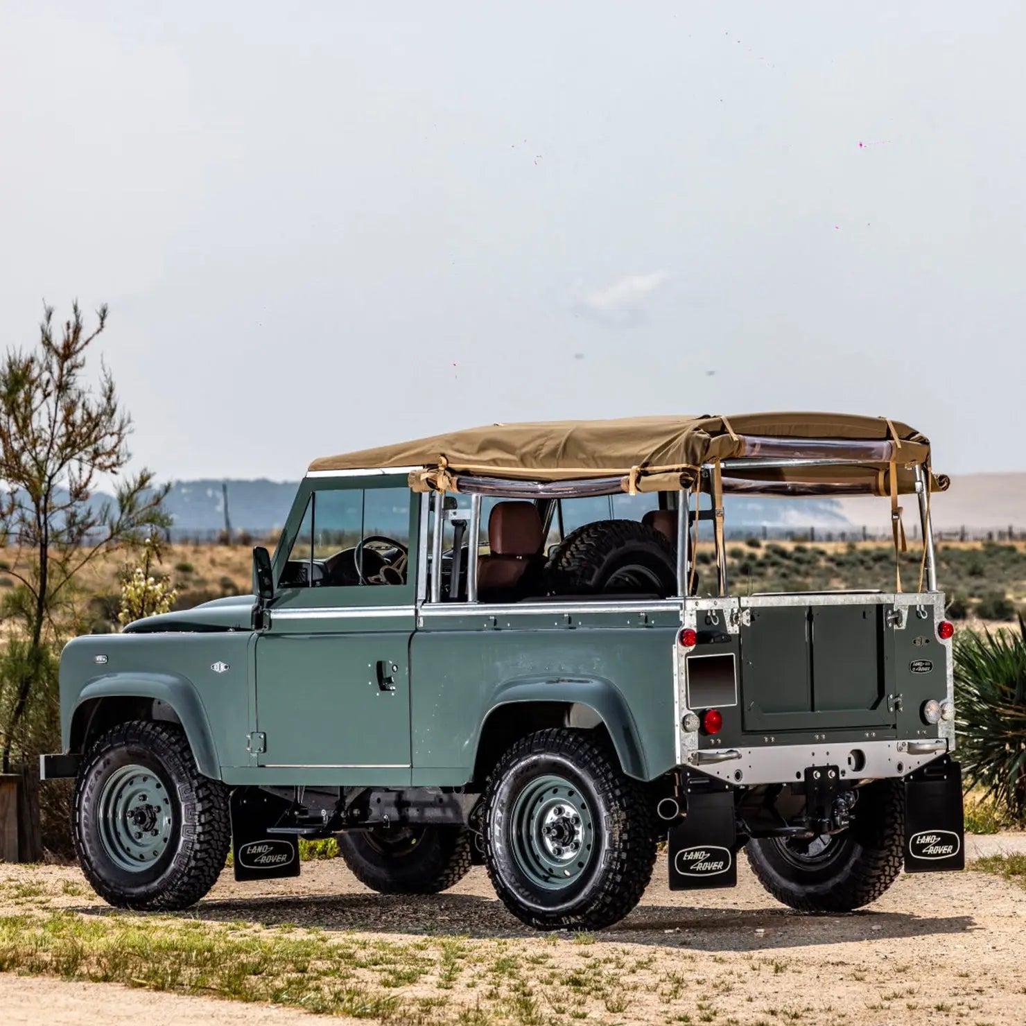 Land Rover Defender TD4 90 -  Keswick Green - Custom By Hedonic Hedonic