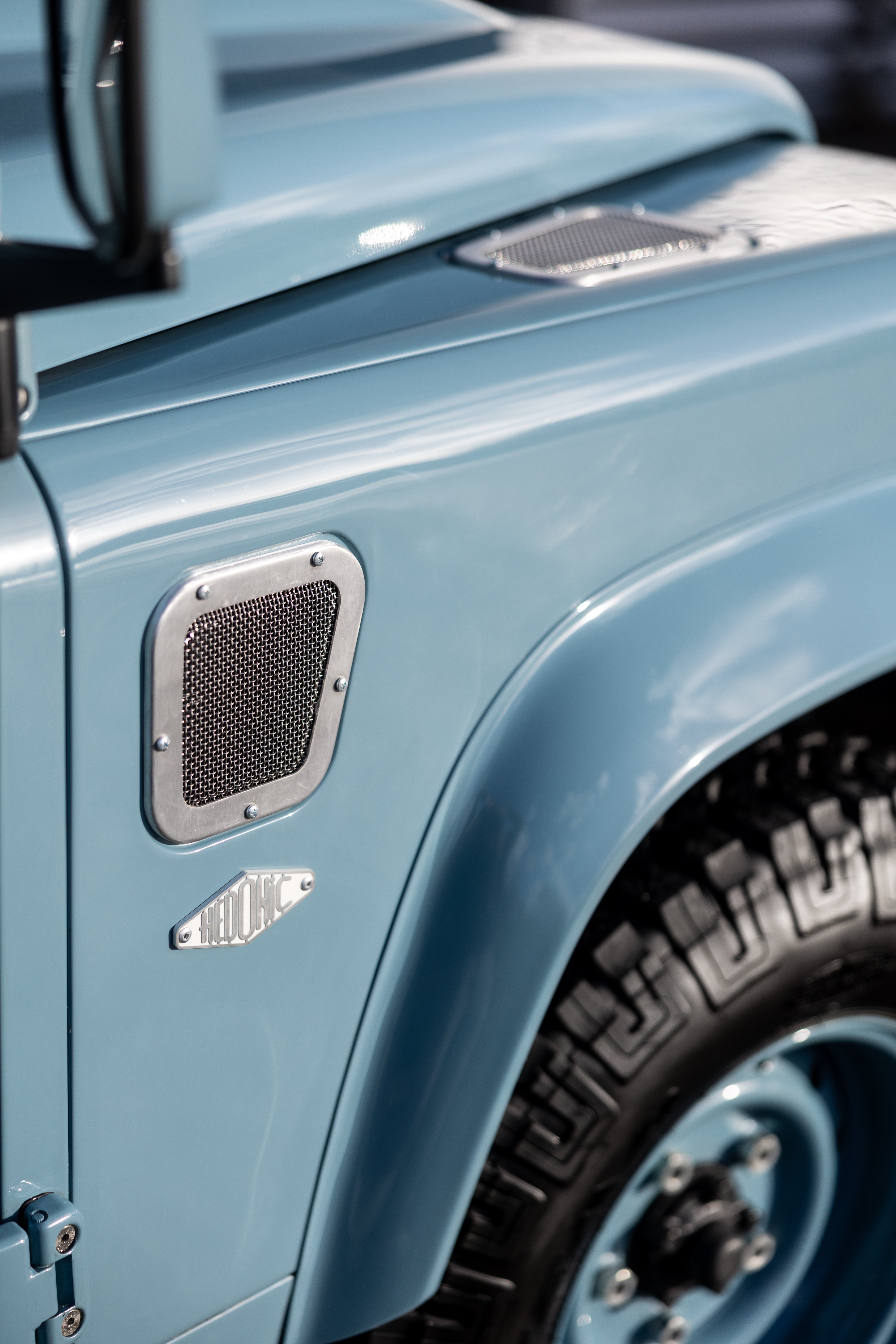 Land Rover Defender TD4 110 [HLR] Soft Top Air Force Blue