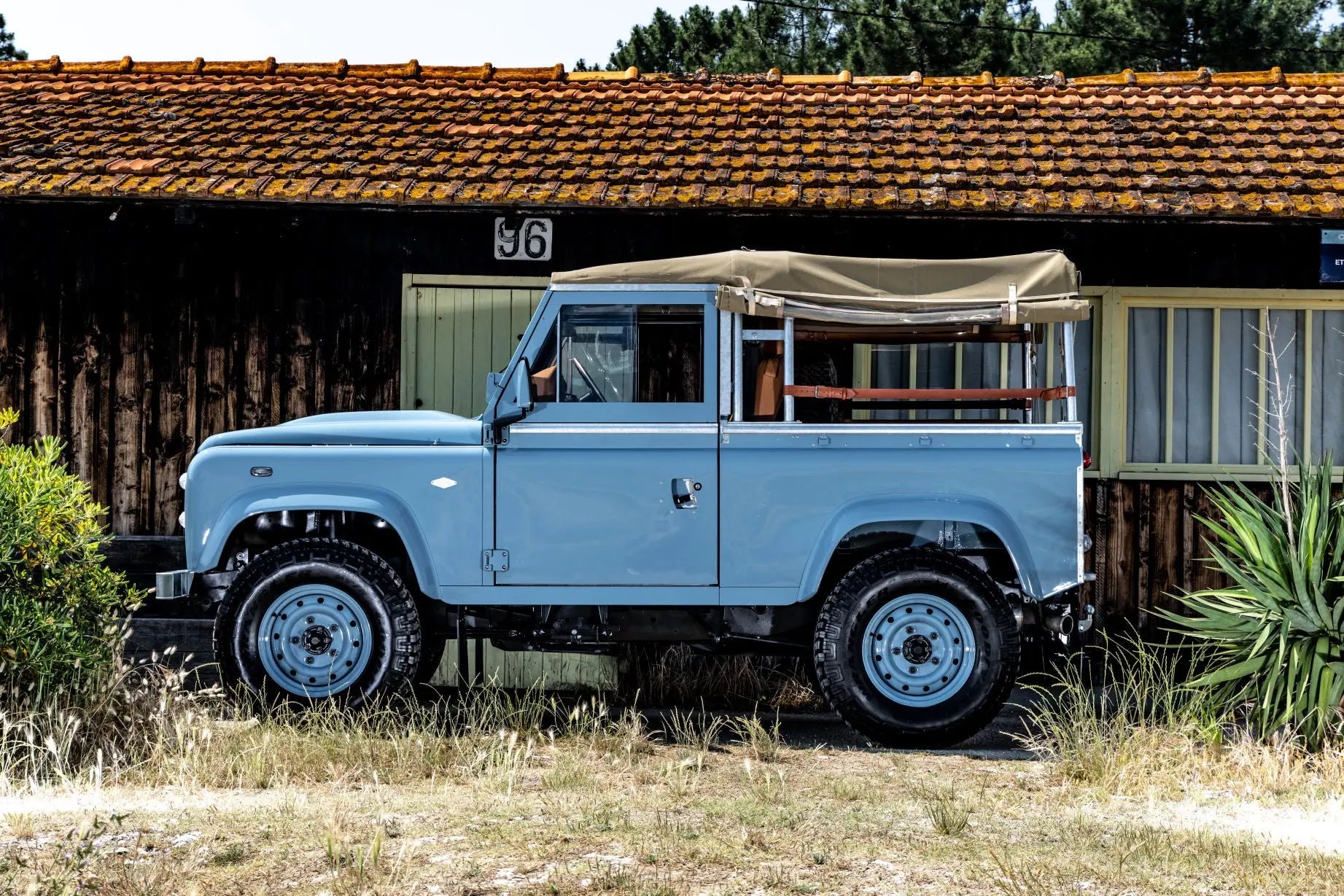 Land Rover Defender 90 Soft Top - Air Force Blue - Custom By Hedonic Hedonic