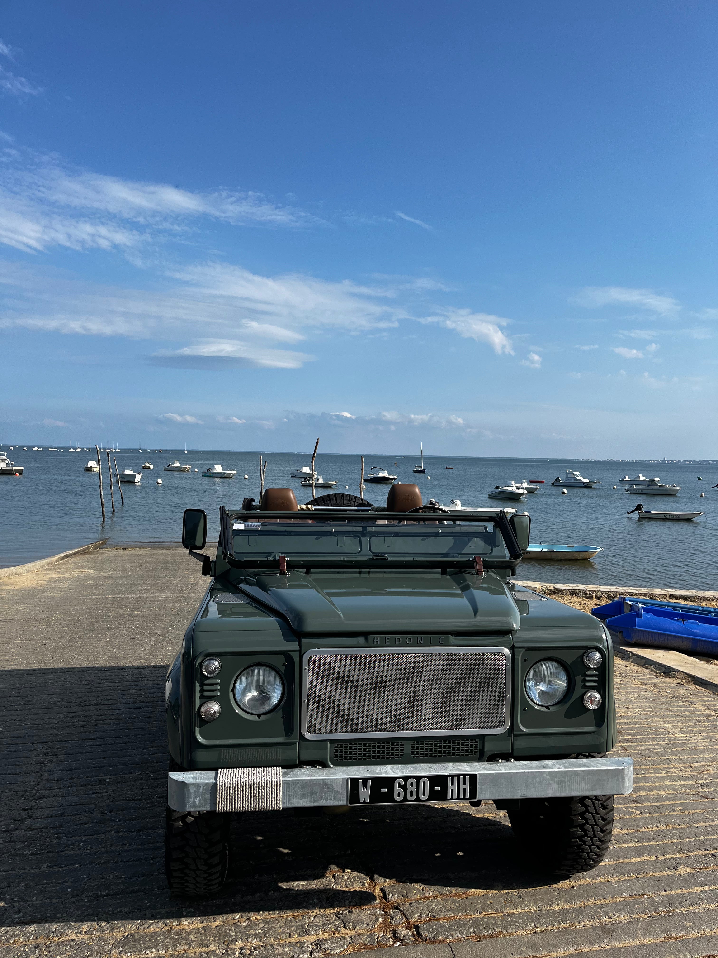Land Rover Defender 90 Keswick Green - Custom Hedonic