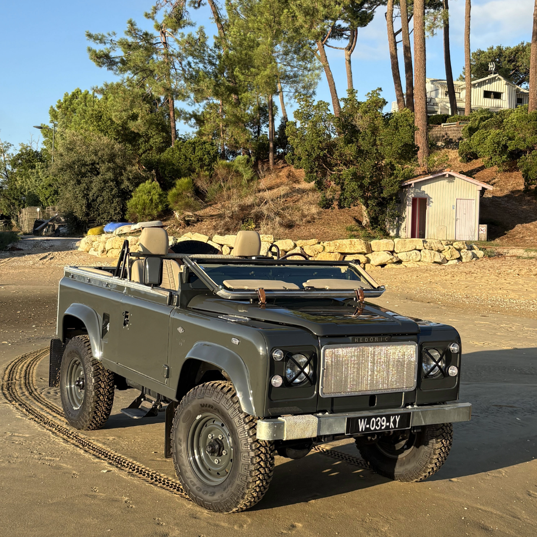 Land Rover Defender V8 90 Soft Top - Custom By Hedonic