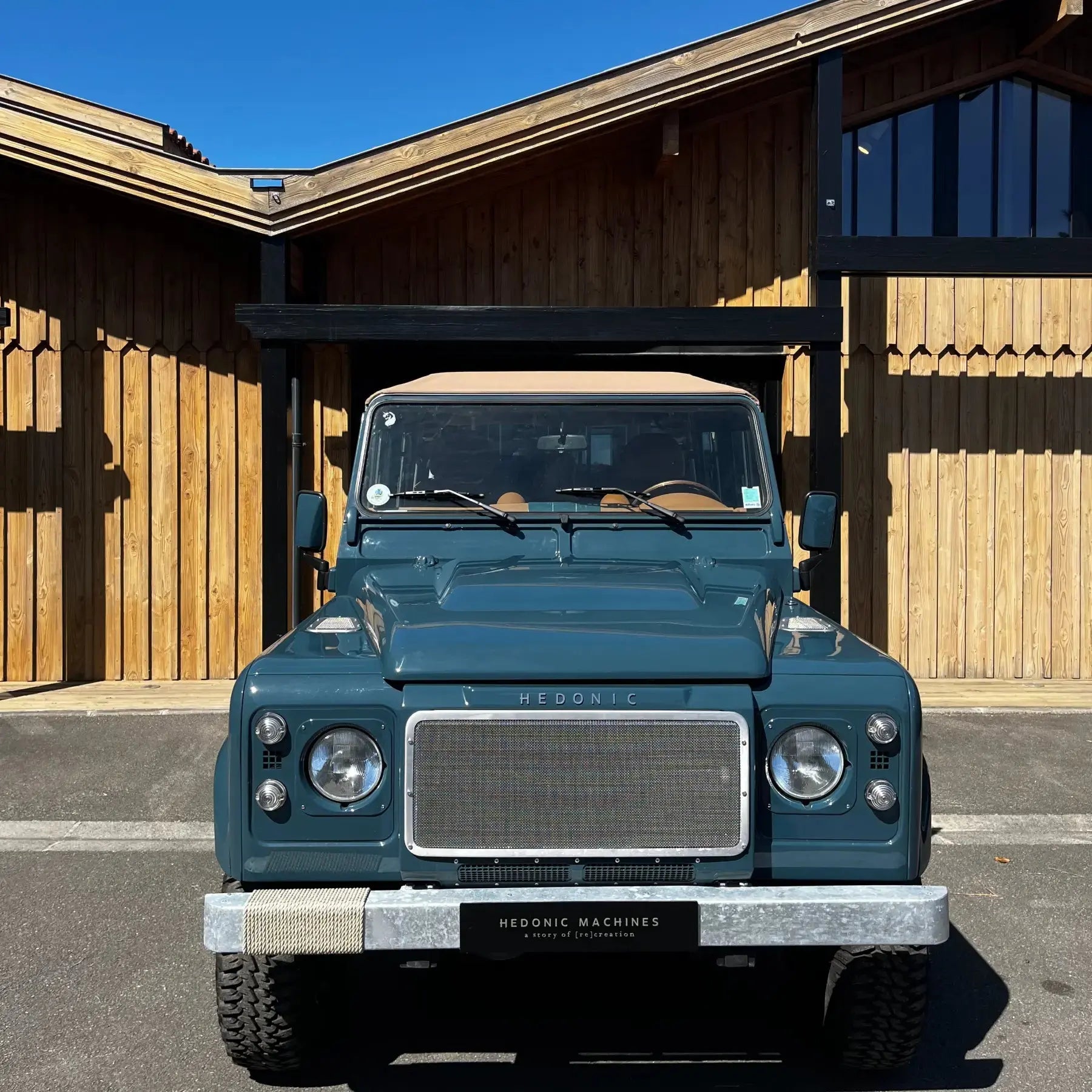 Land Rover Defender V8 Essence Soft Top - Custom (Copie) Hedonic