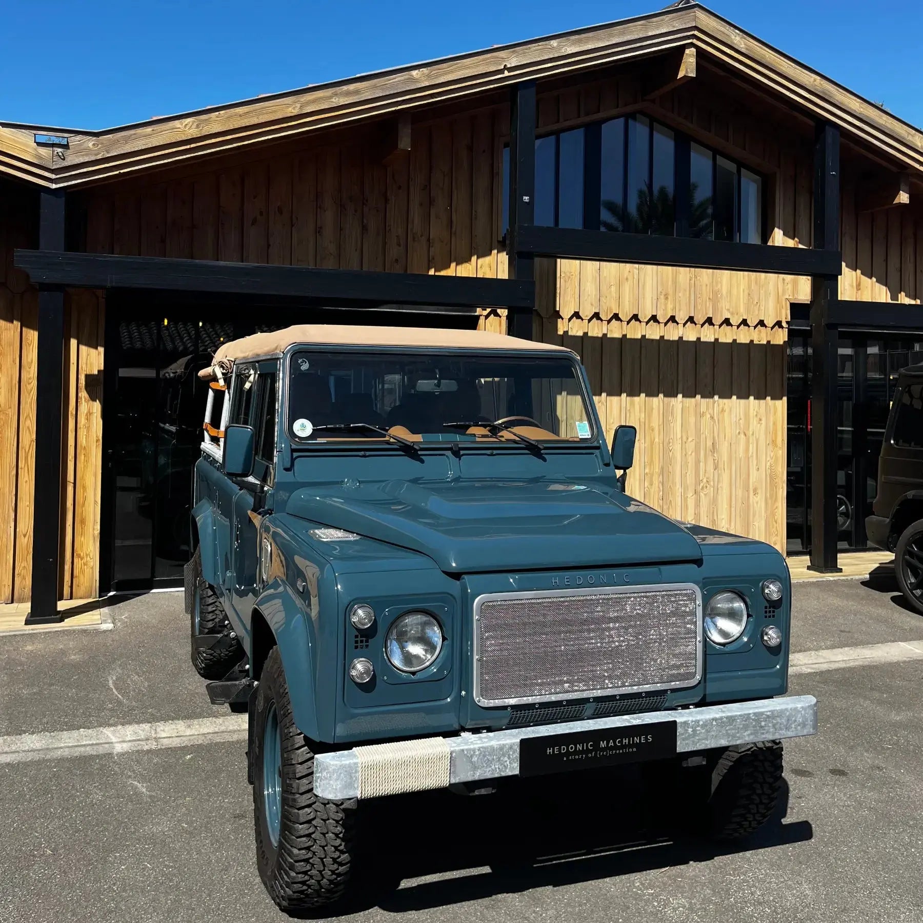Land Rover Defender V8 Essence Soft Top - Custom (Copie) Hedonic