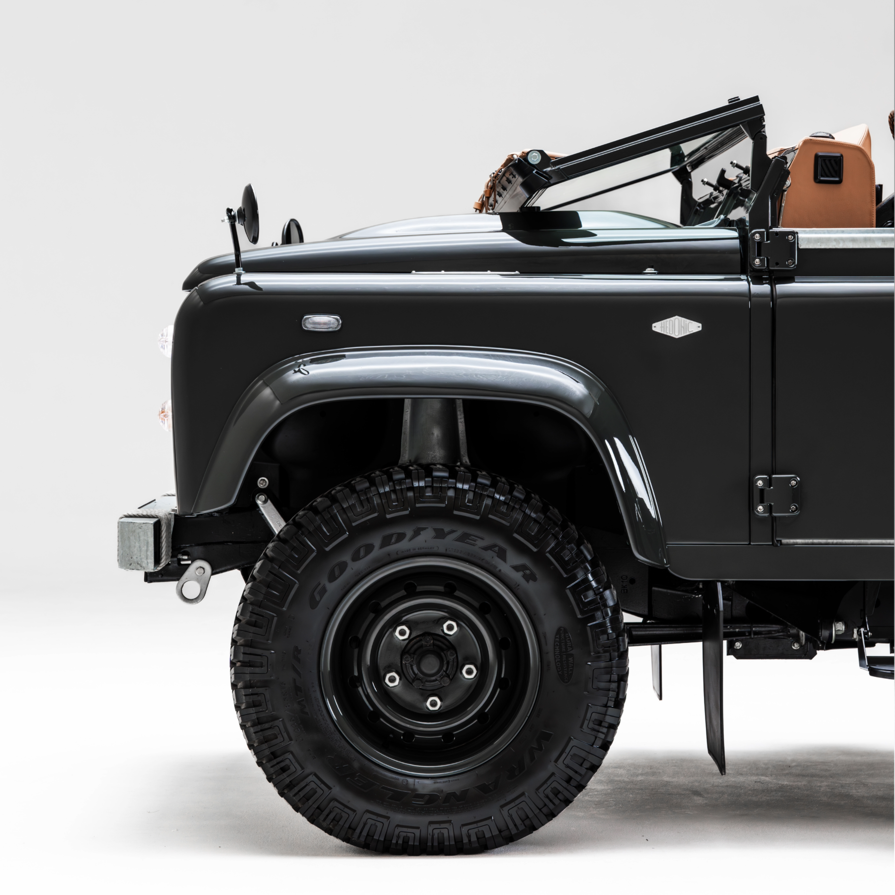 Land Rover Defender 90 Soft Top - Custom By Hedonic