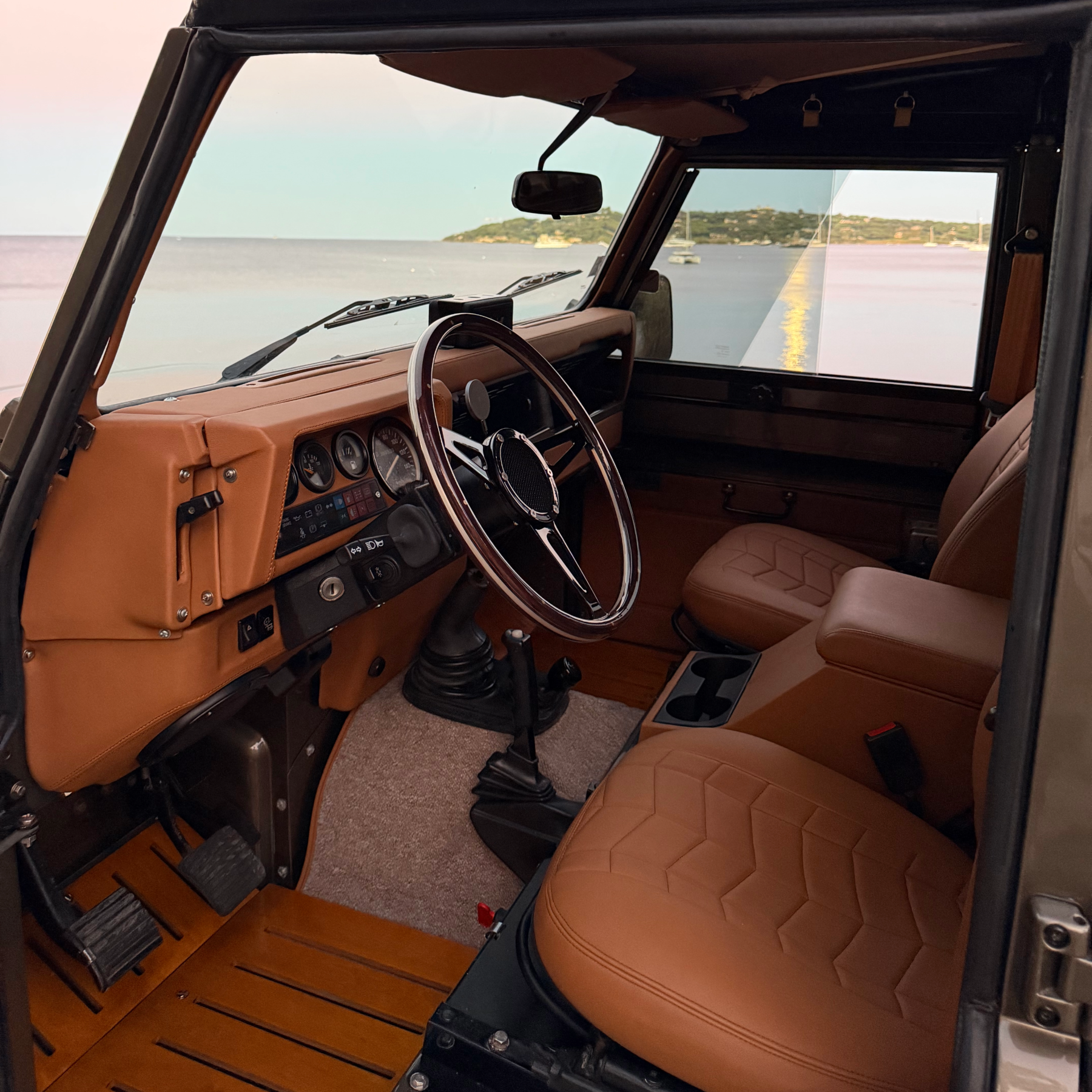 Land Rover Defender V8 110 Soft Top - Custom By Hedonic