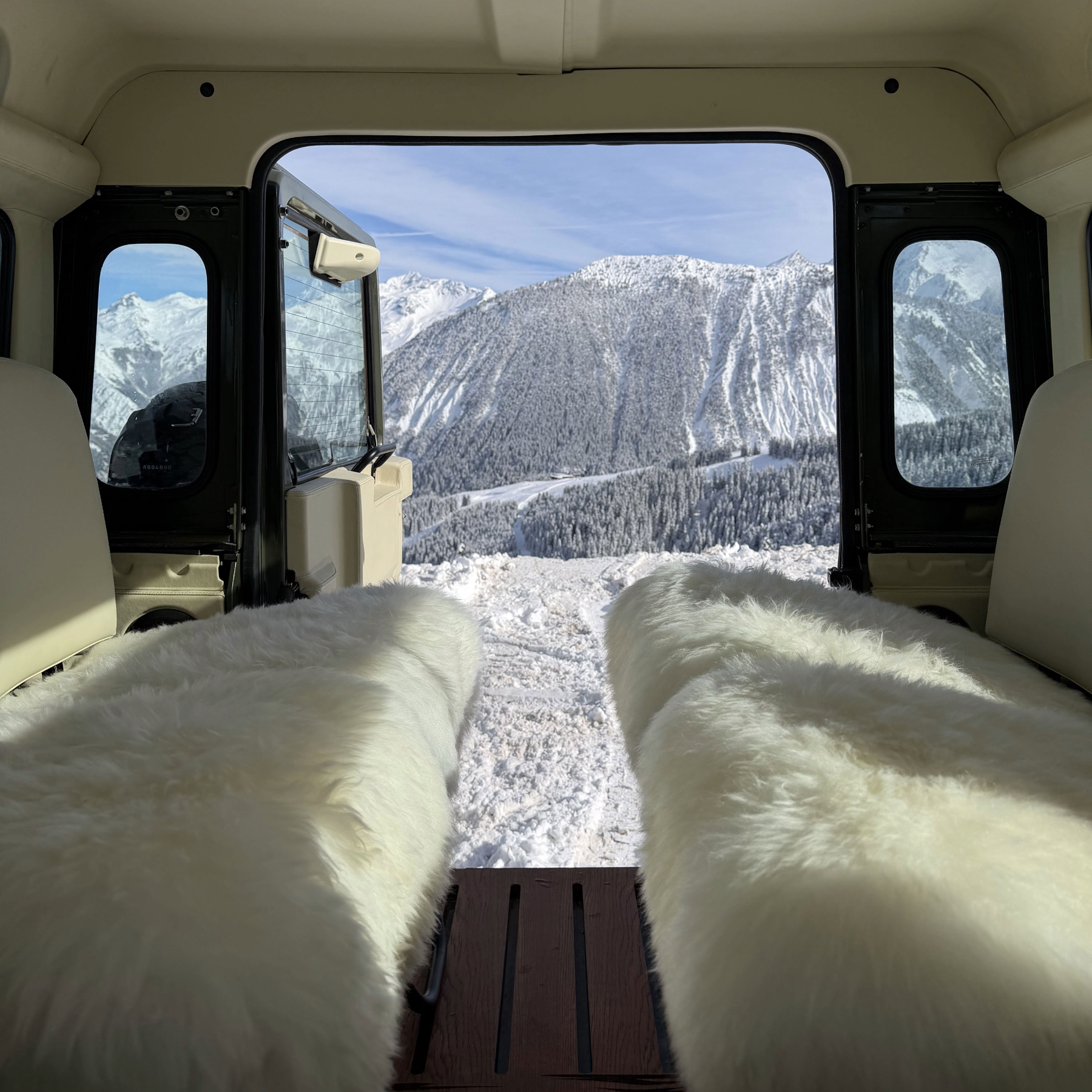 Land Rover Defender 90 Hard Top - Custom By Hedonic