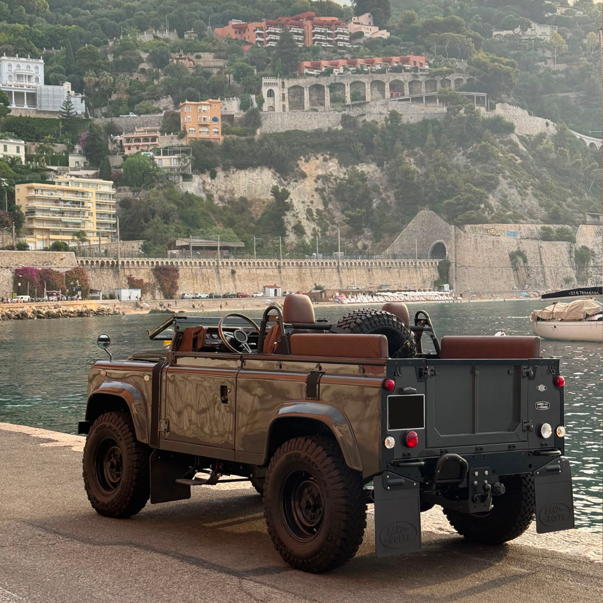 Land Rover Defender V8 90 Soft Top - Custom By Hedonic