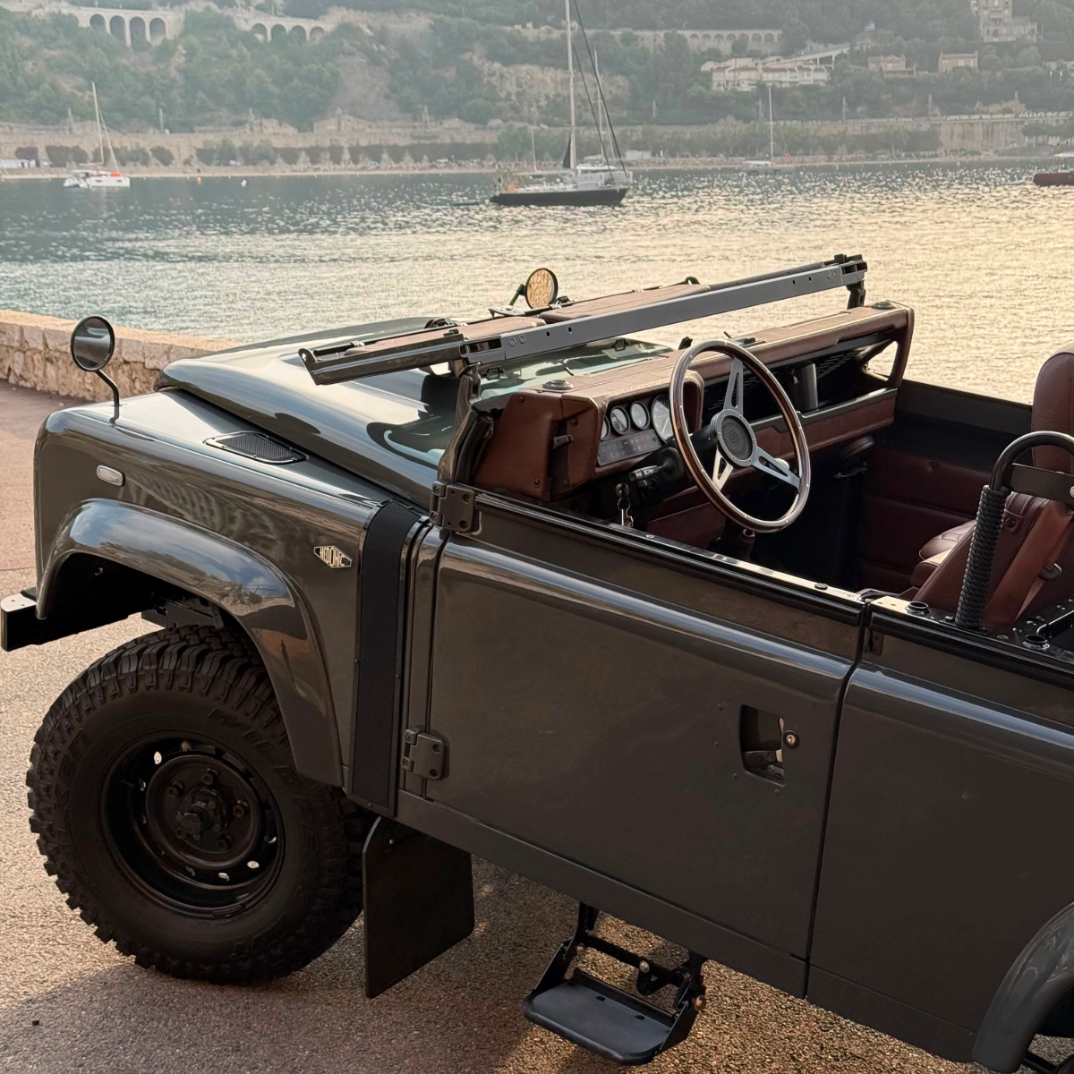 Land Rover Defender V8 90 Soft Top - Custom By Hedonic