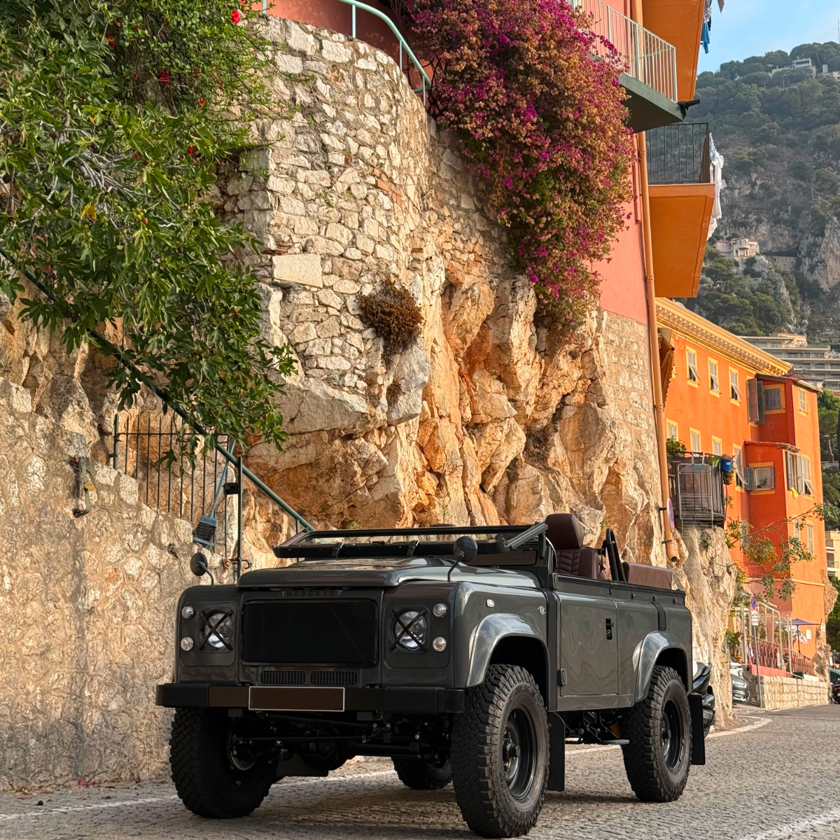 Land Rover Defender V8 90 Soft Top - Custom By Hedonic