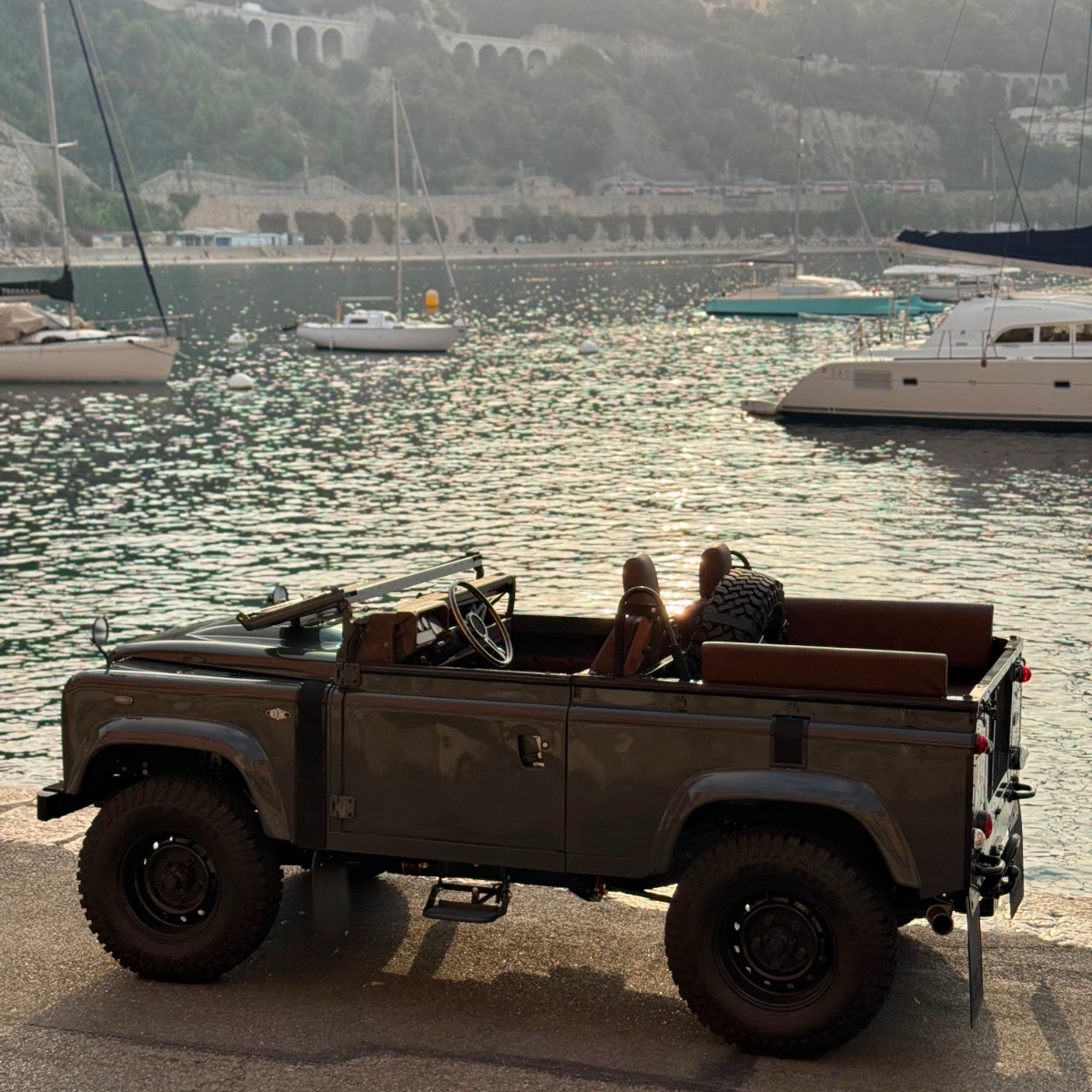 Land Rover Defender V8 90 Soft Top - Custom By Hedonic