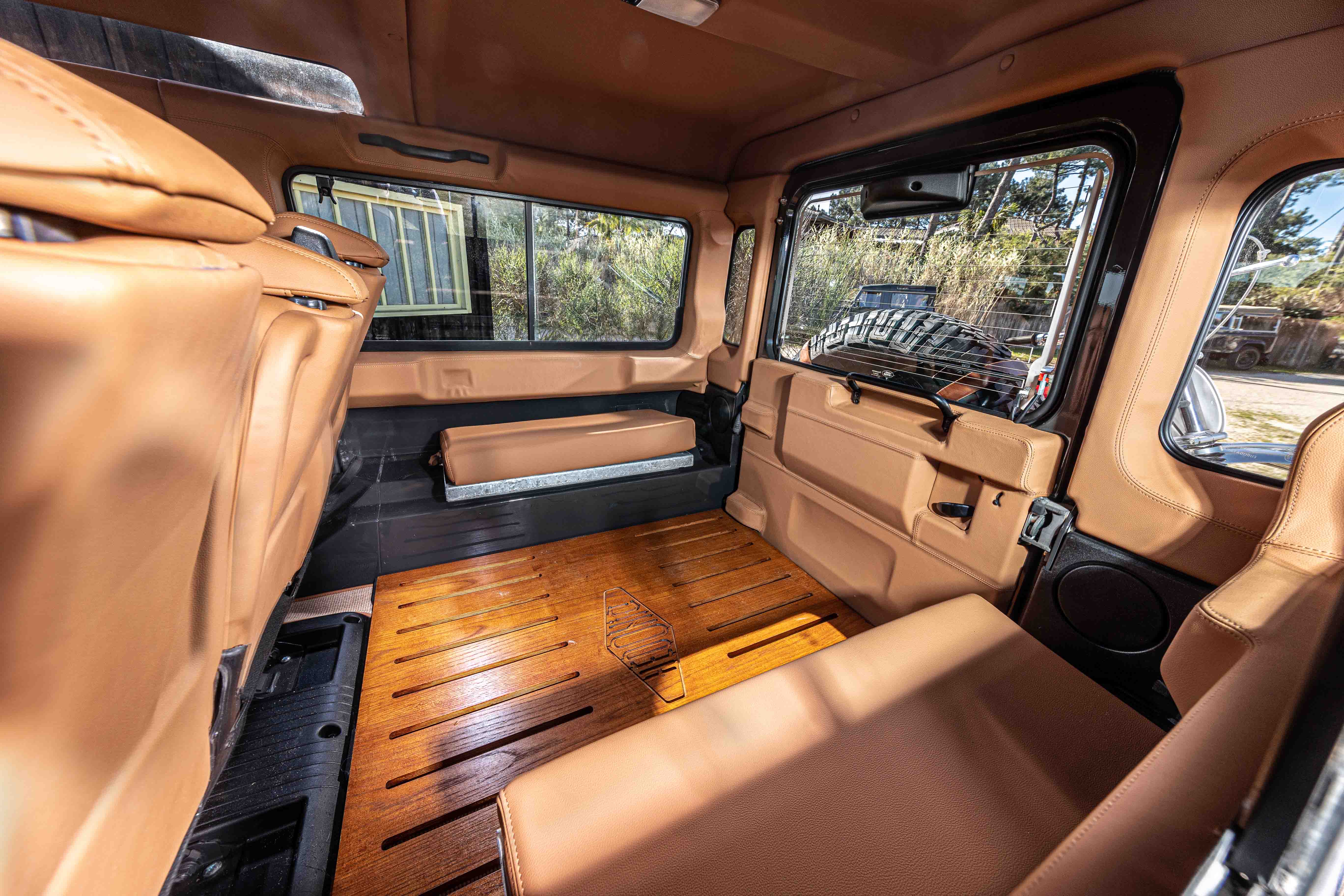 Land Rover Defender 110 - Closed Cabin Midnight Grey - Custom By Hedonic Hedonic