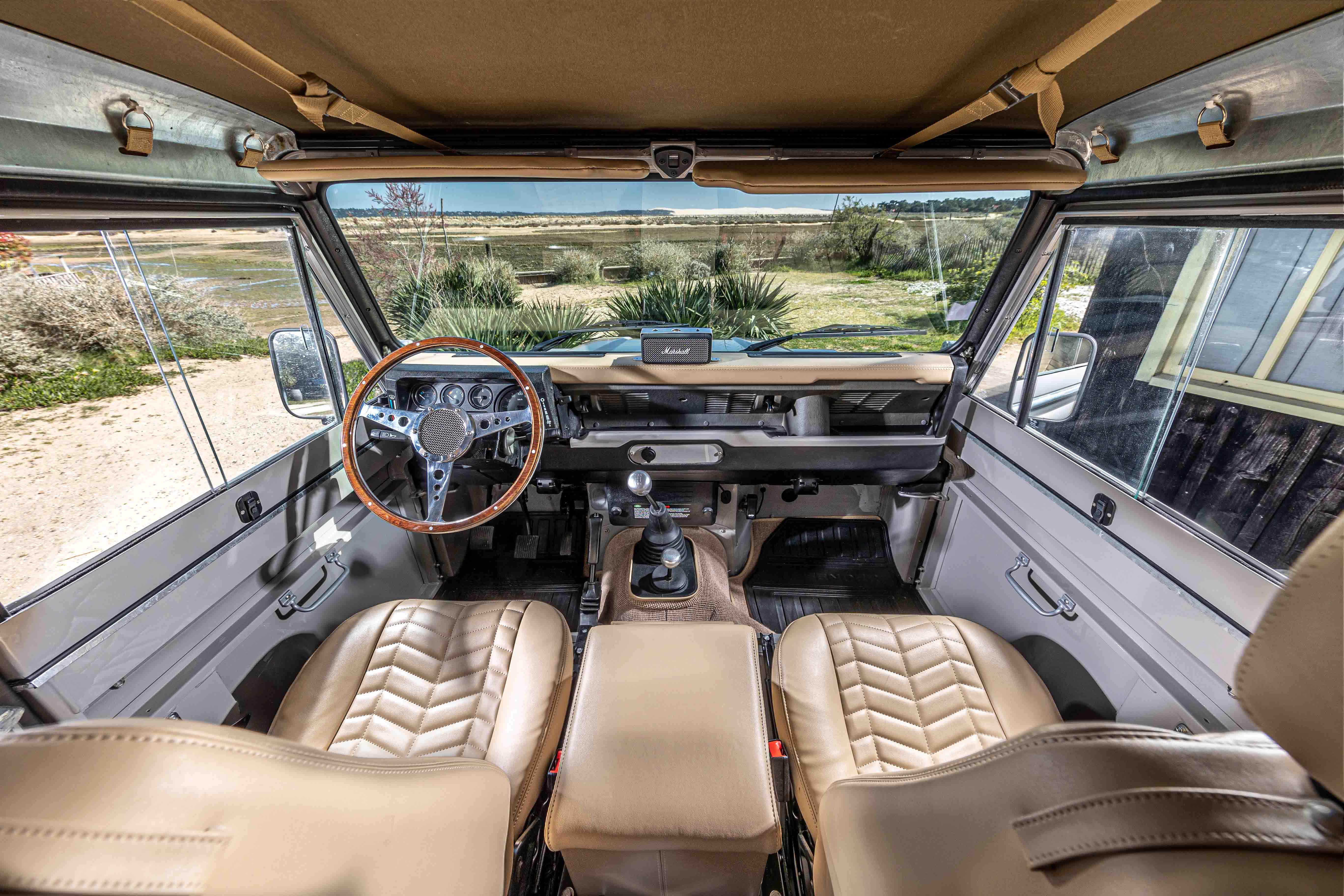 Land Rover Defender TD5 90 - Soft Top - Dove Grey Hedonic