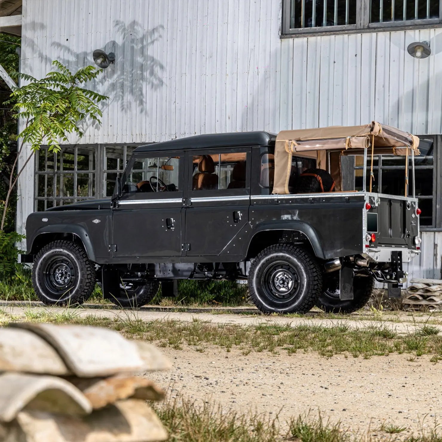 Land Rover Defender Crew Cab 110 - Midnight Grey - Custom By Hedonic Hedonic