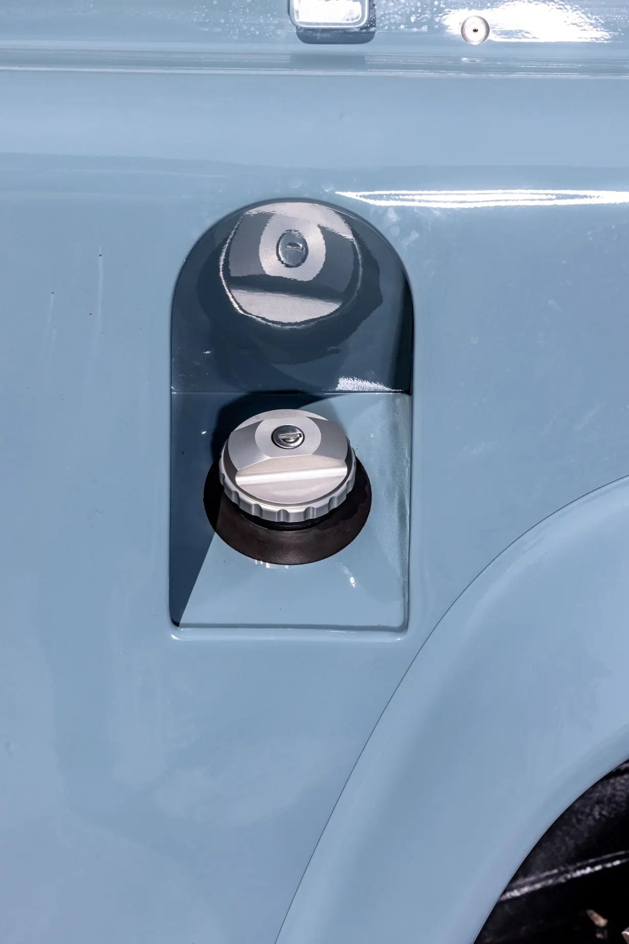 Land Rover Defender 90 Soft Top - Air Force Blue - Custom By Hedonic Hedonic