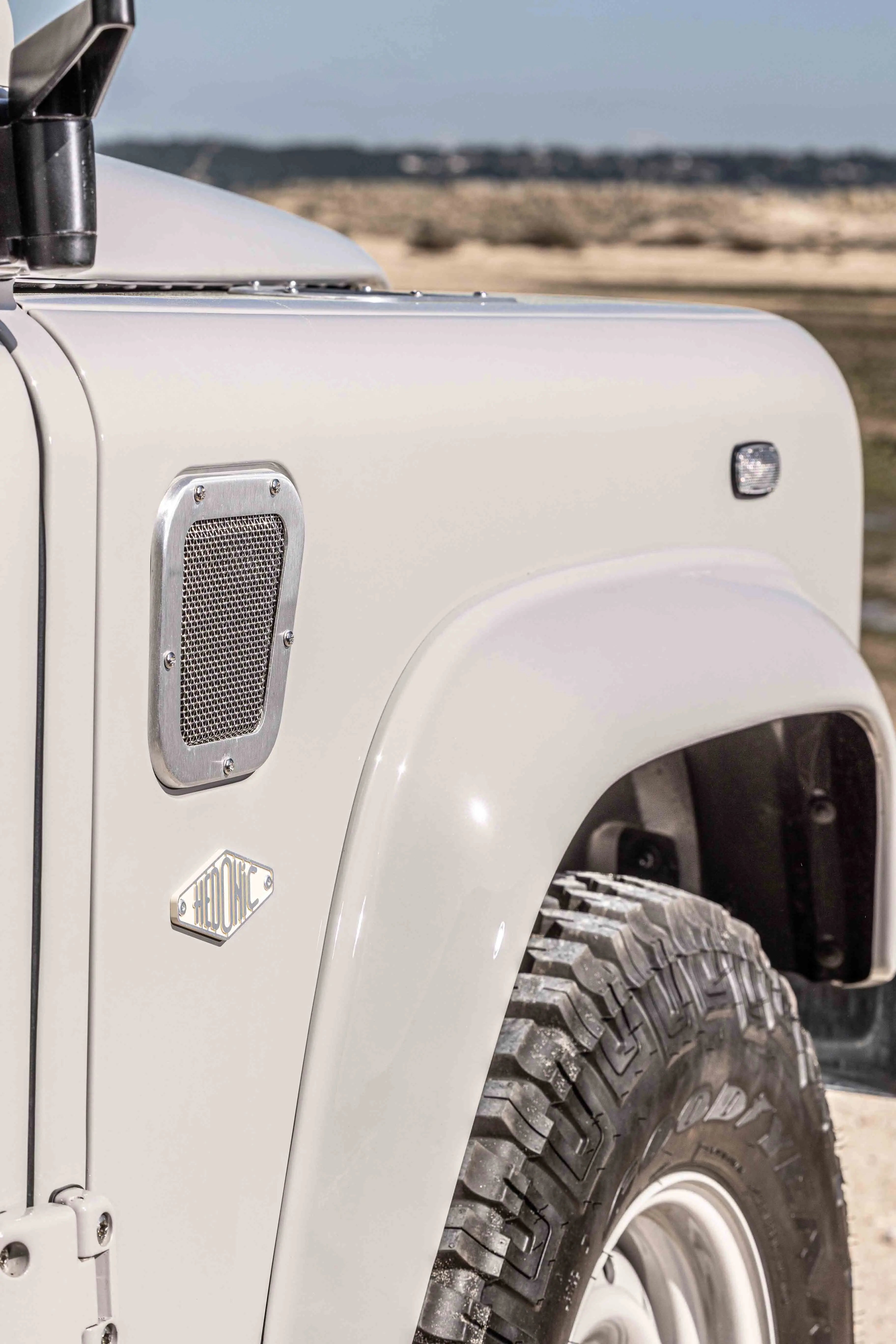 Land Rover Defender TD5 90 - Soft Top - Dove Grey Hedonic