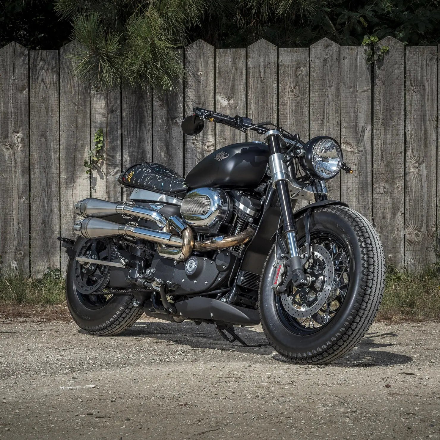 Moto Stardust #001 BLK Hedonic