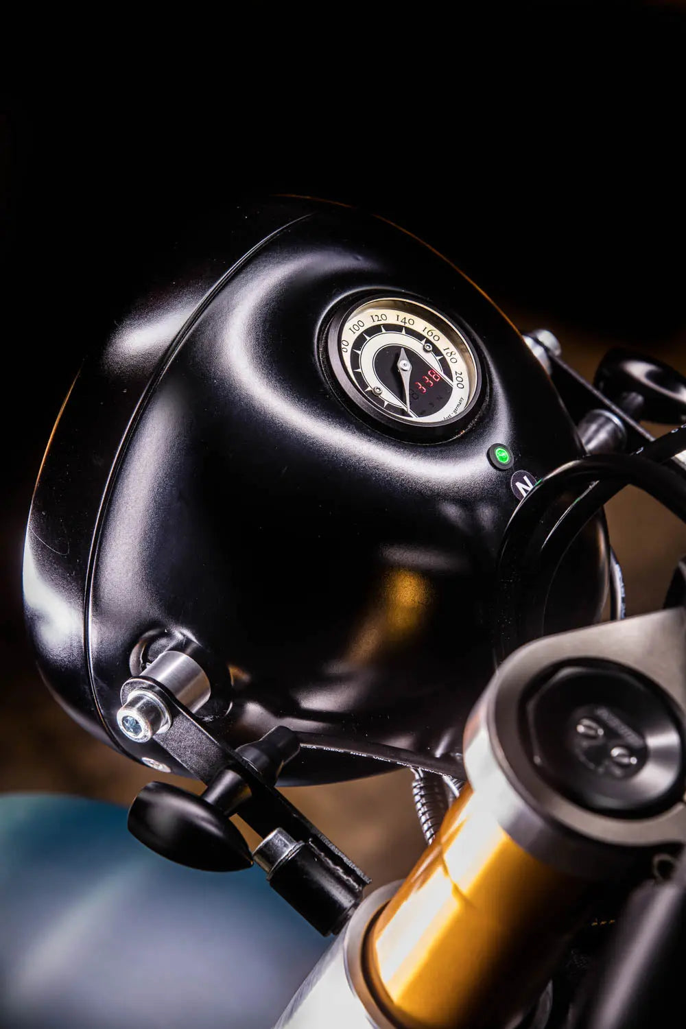 Moto Neo Bleu nuit Hedonic
