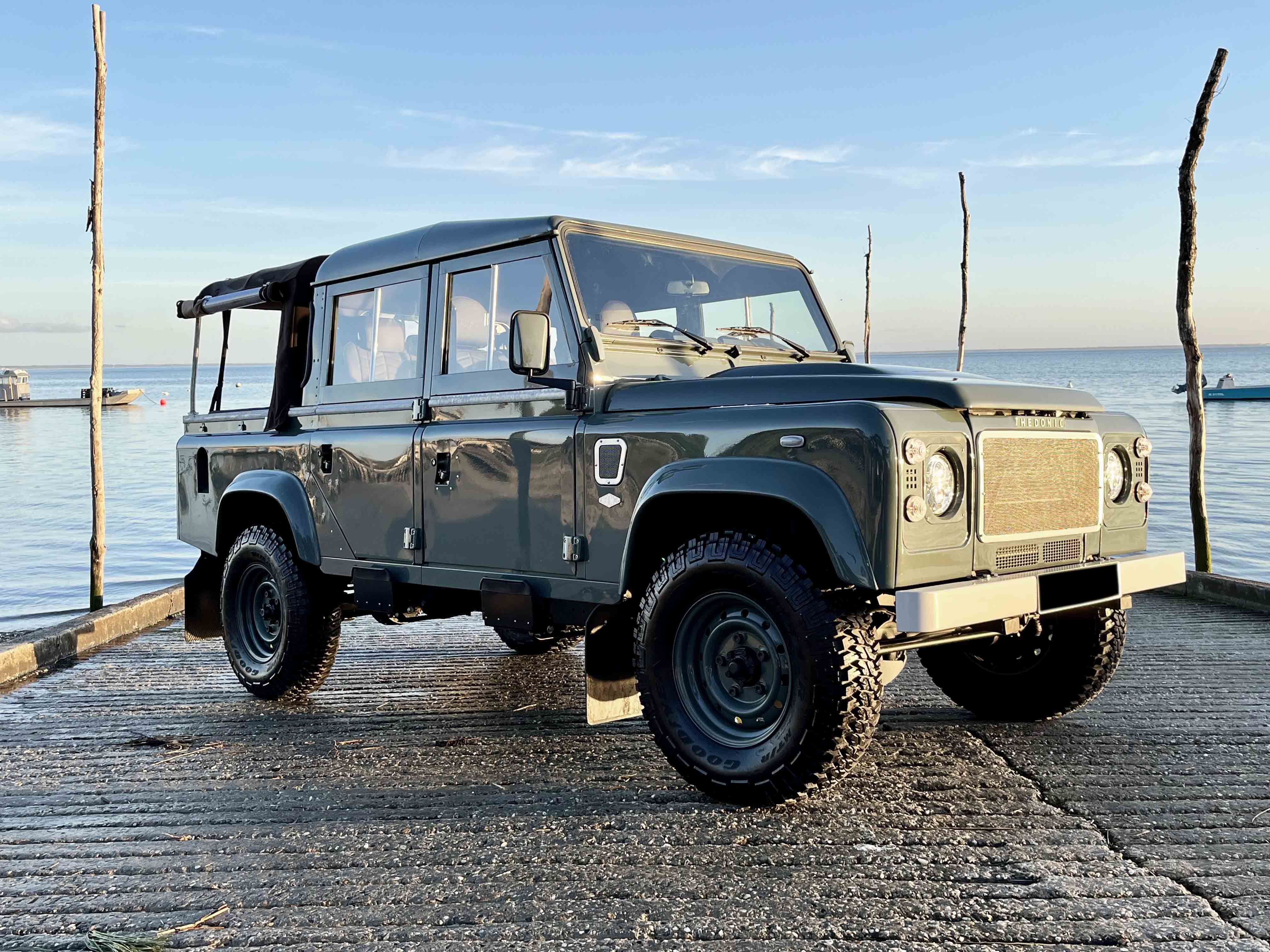 Land Rover Defender Crew Cab 110 - Keswick Green Hedonic