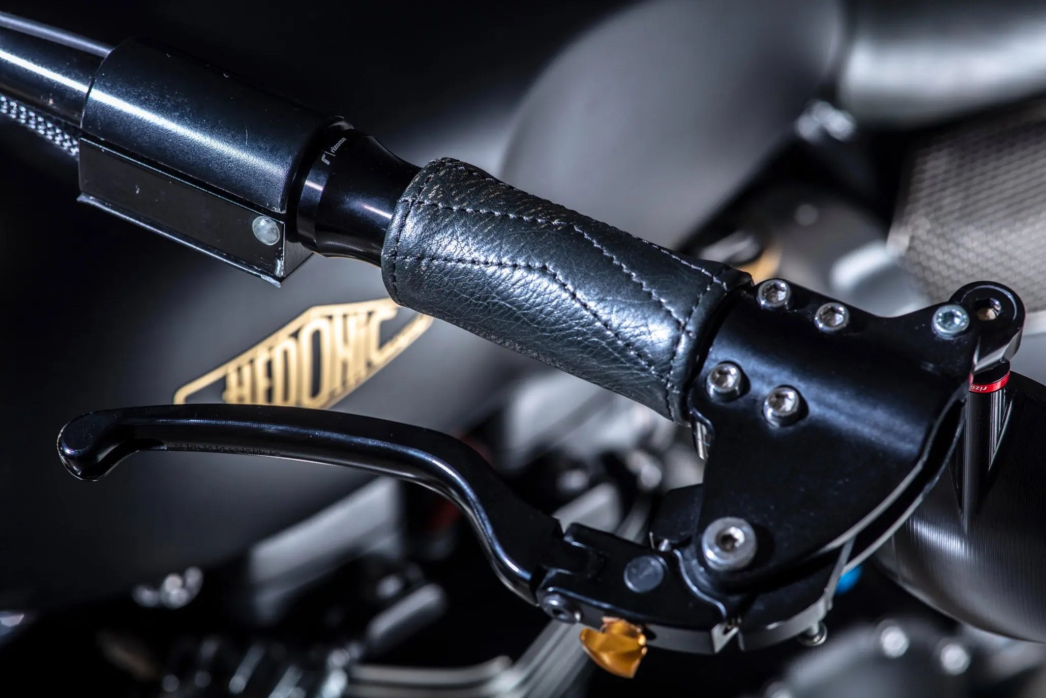 Moto Neo Full BLK Hedonic