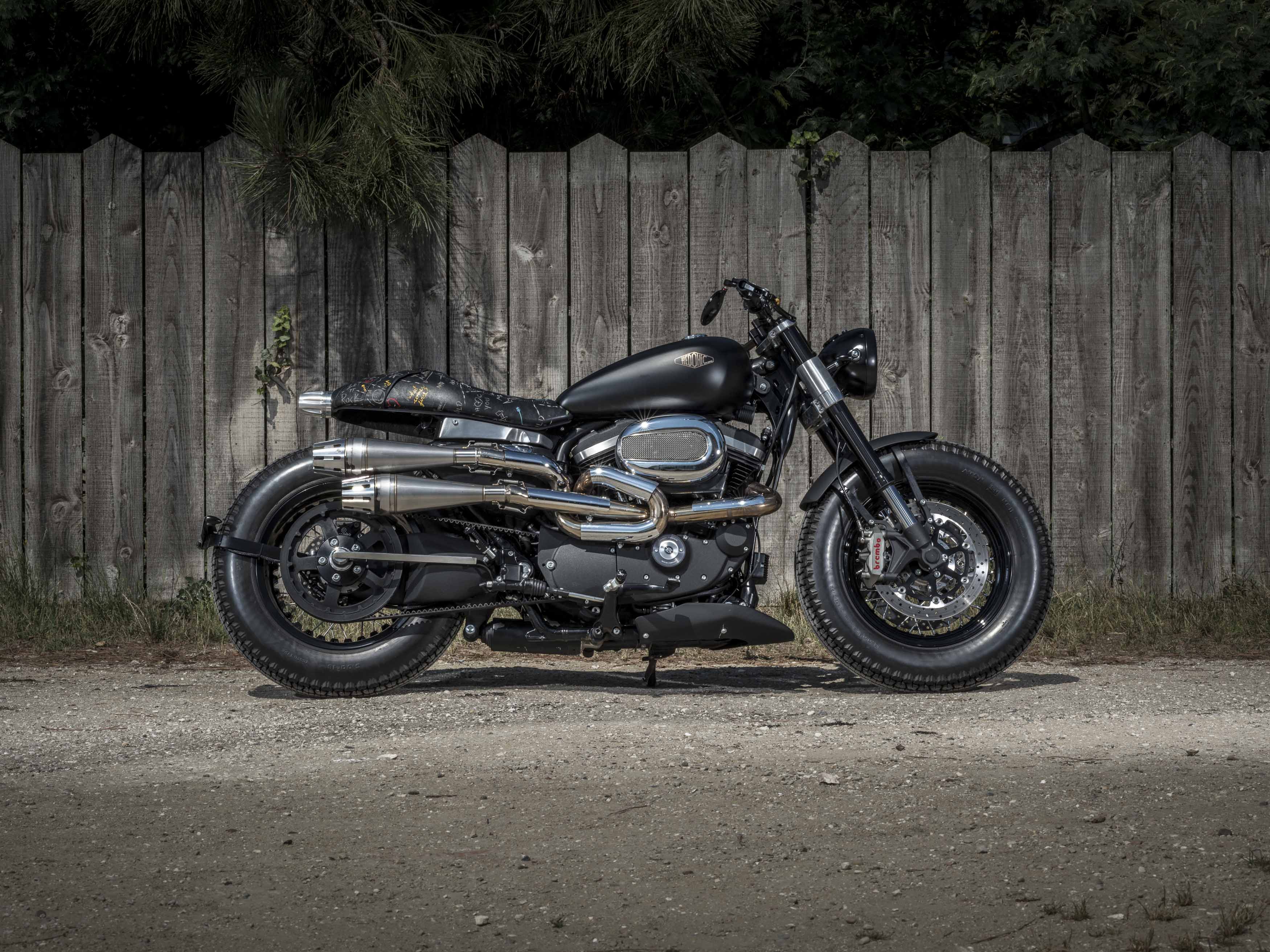 Moto Stardust #001 BLK Hedonic