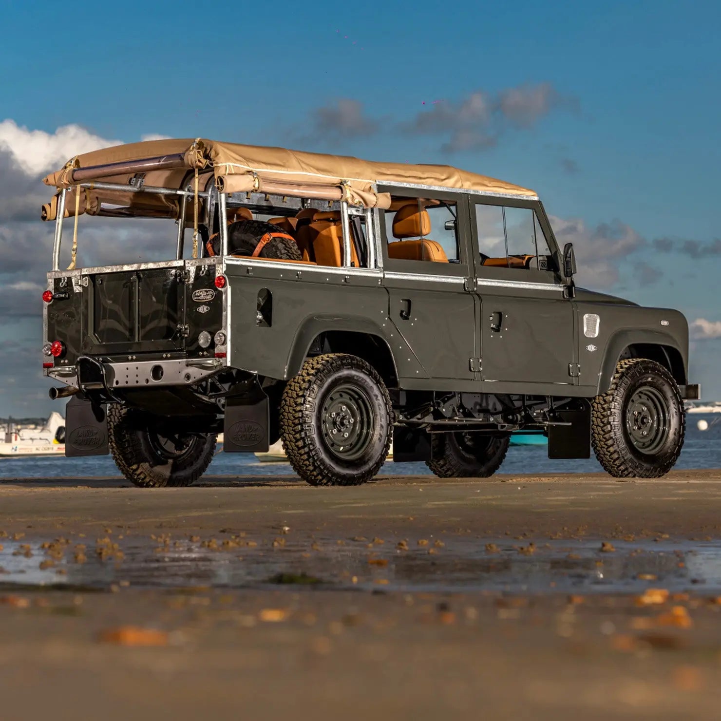 Land Rover Defender 110 - Soft Top - Midnight Grey Hedonic