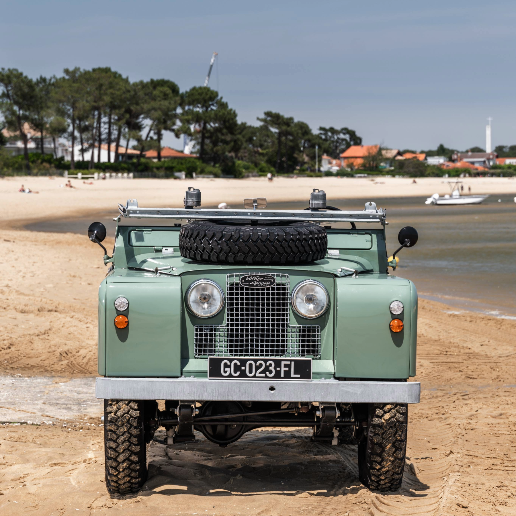 Land Rover Serie II Heritage Green [HLR]