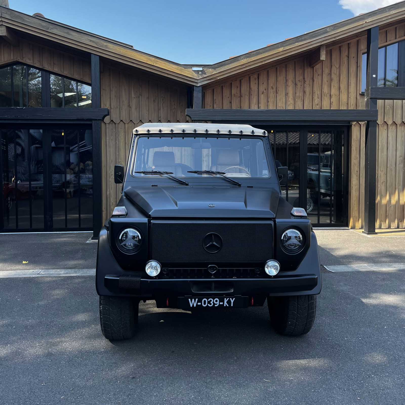 Mercedes G-Wagon by Hedonic