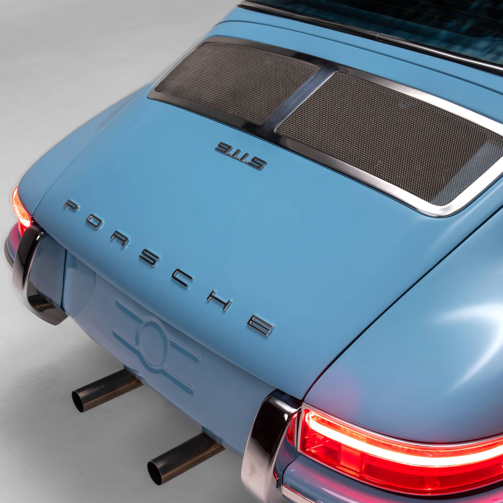 Porsche 911 Classic Gt Targa 1972 - Custom By Hedonic