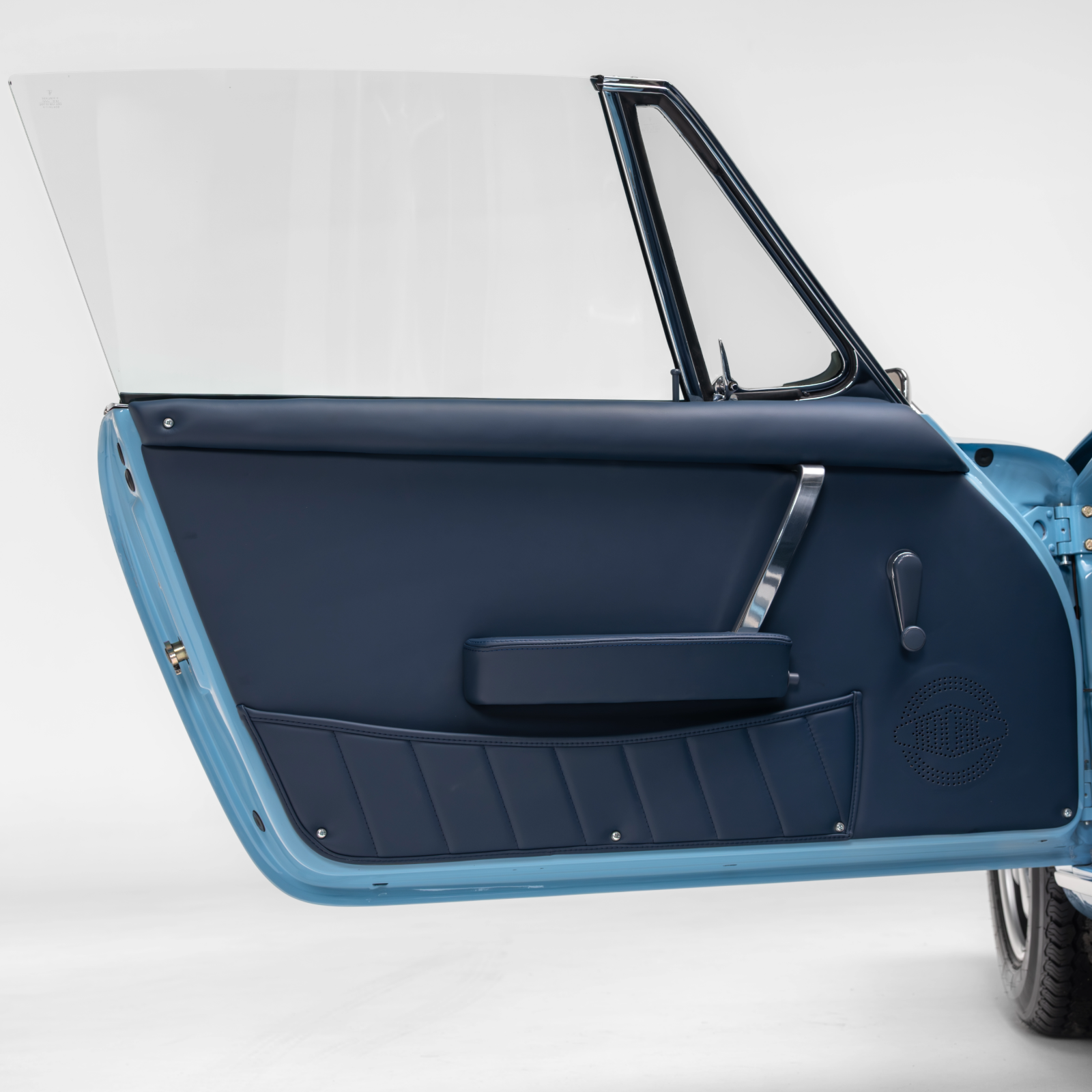 Porsche 911 Classic Gt Targa 1972 - Custom By Hedonic
