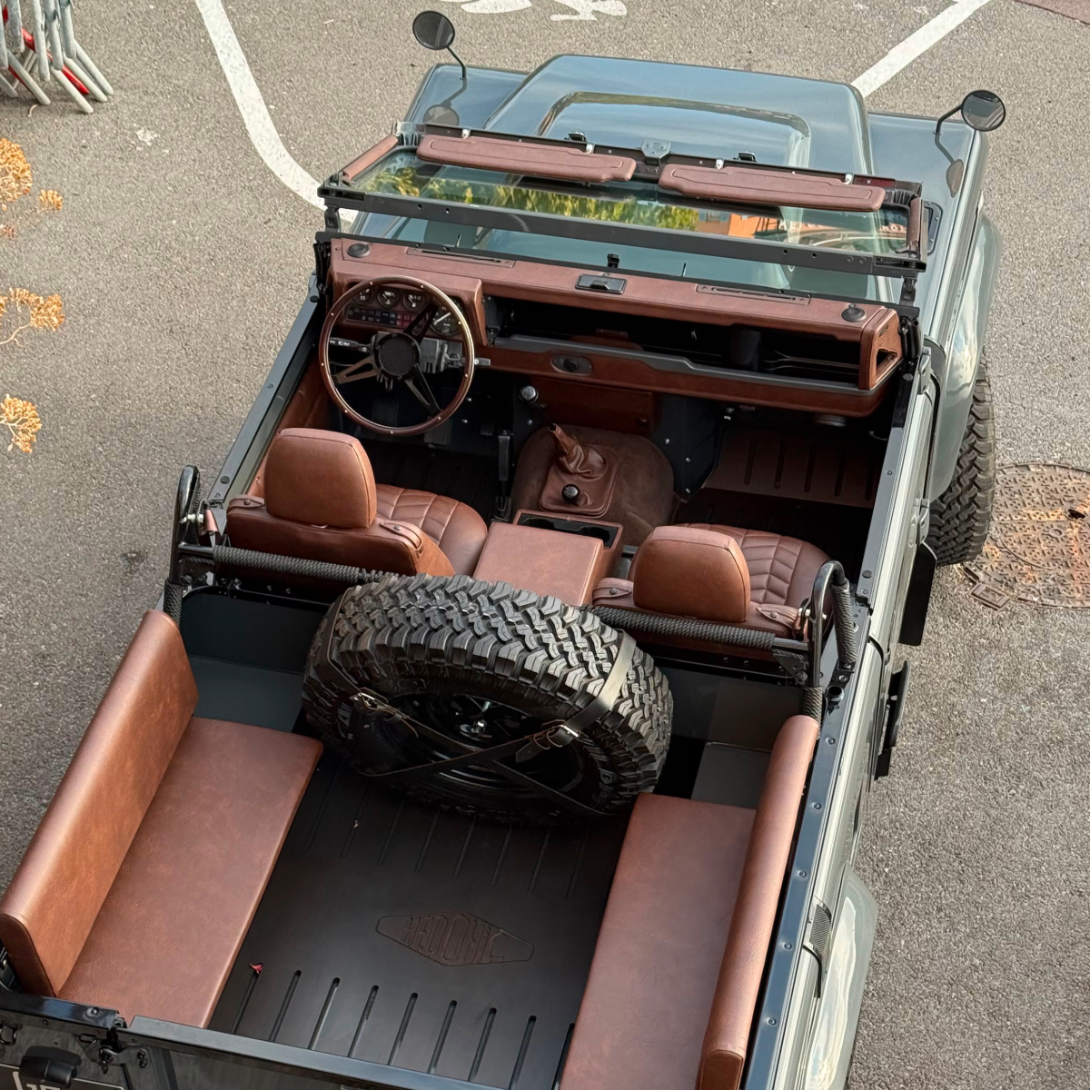 Land Rover Defender V8 90 Soft Top - Custom By Hedonic