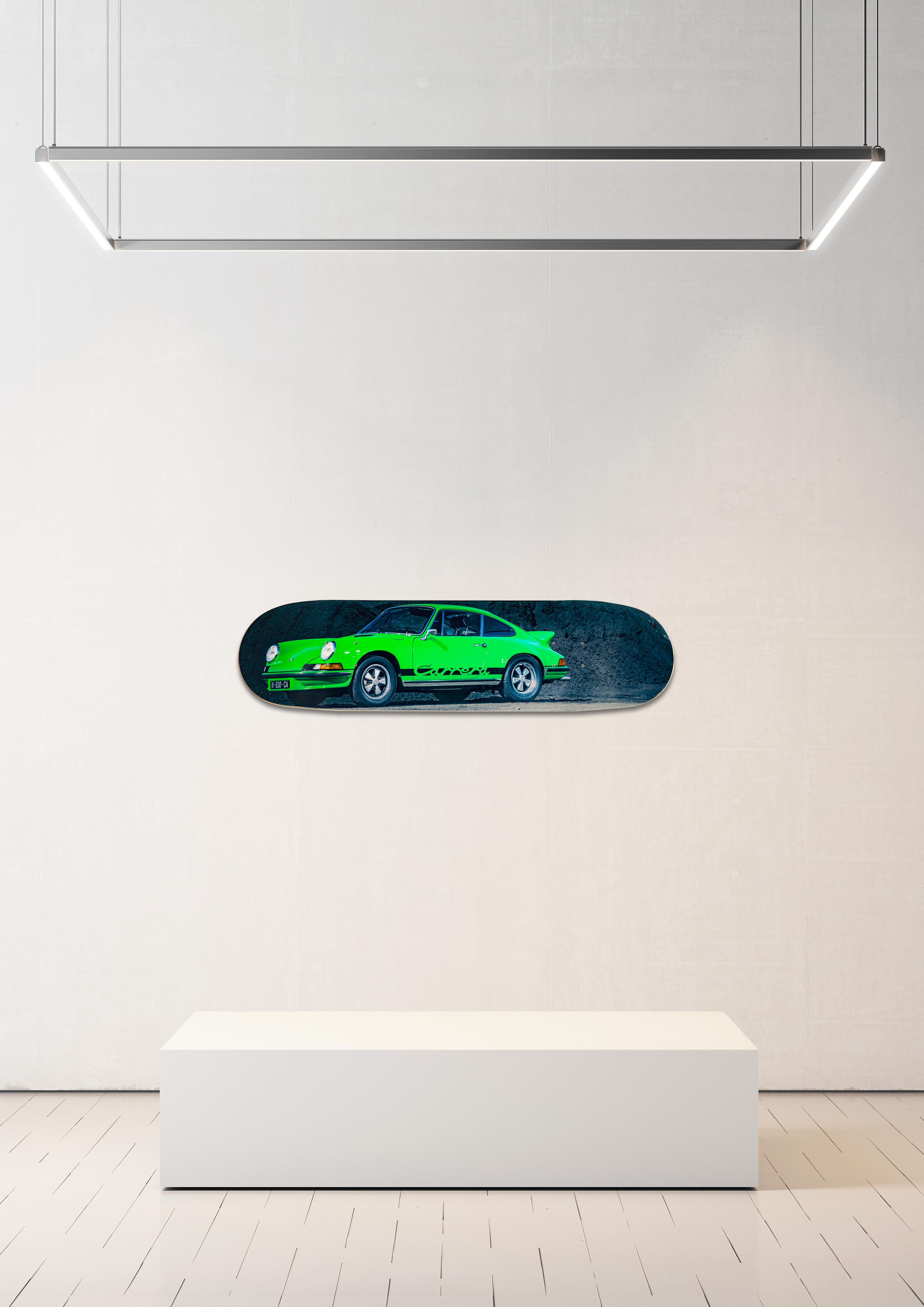 Planche de skate murale - édition très limitée Porsche 911 Carrera 2,7 RS - Serge Heitz