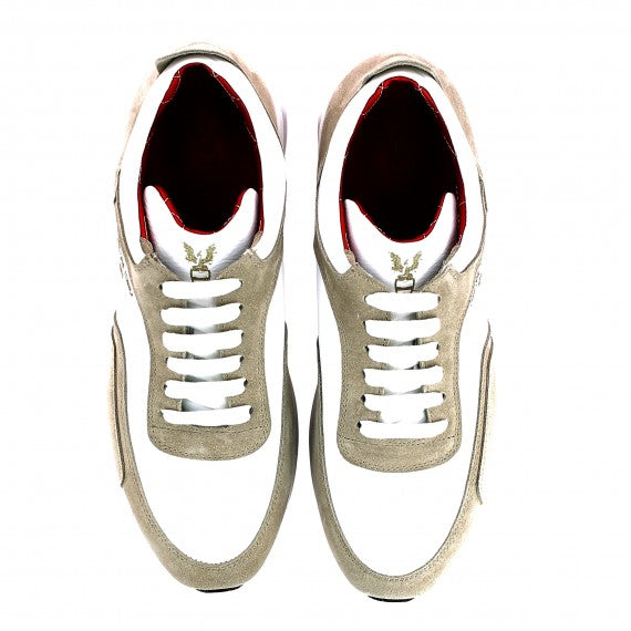 Ivory white Endurance sneakers